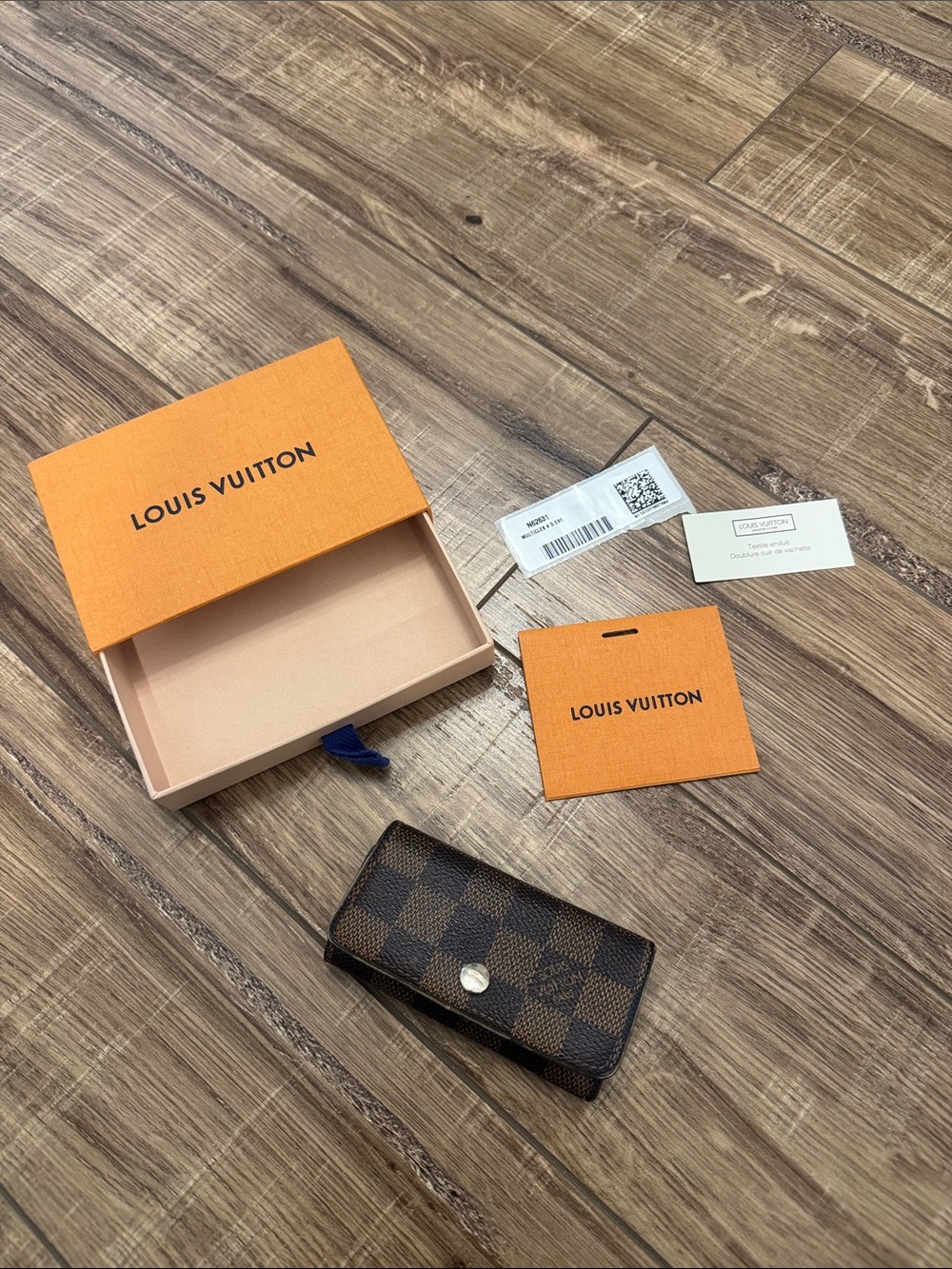 Louis Vuitton Damier Ebene Key & Card Holder in Brown
